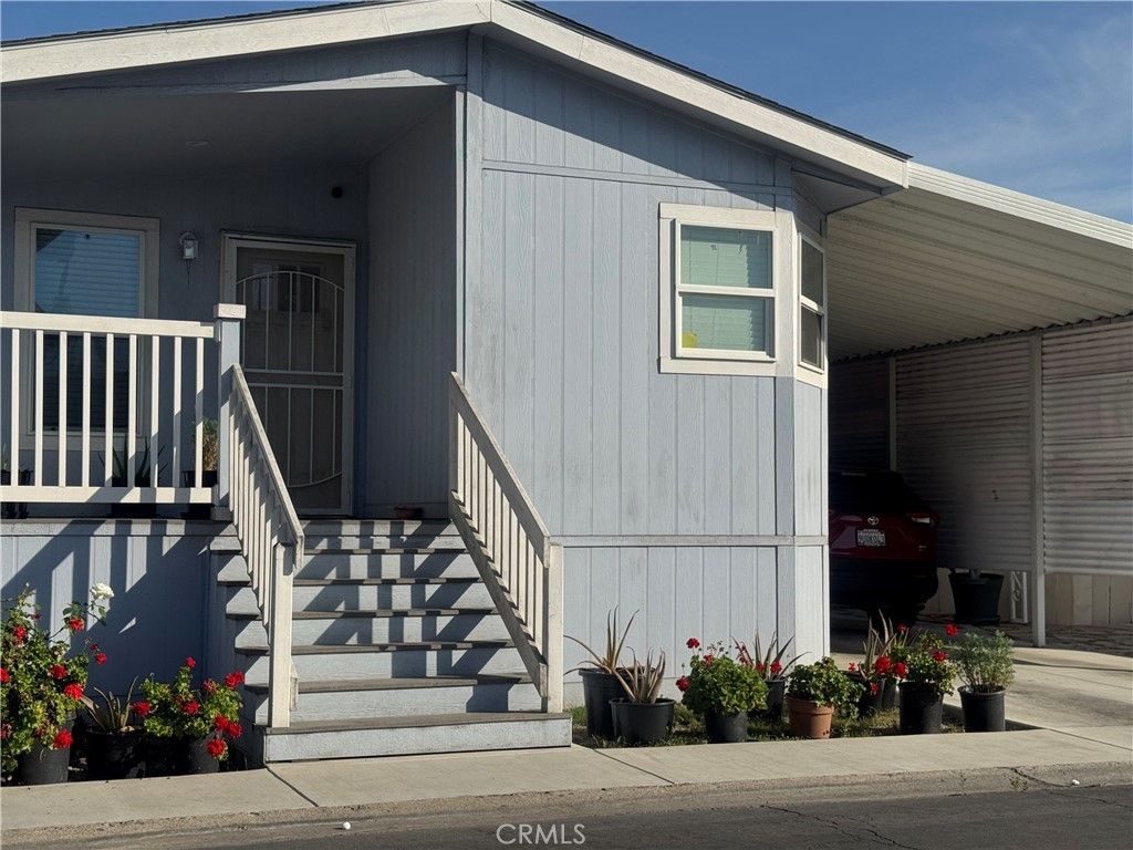 10550 Dunlap Crossing, Whittier