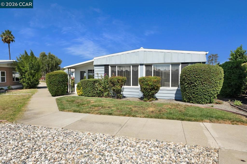 Photo of Listing #41127775