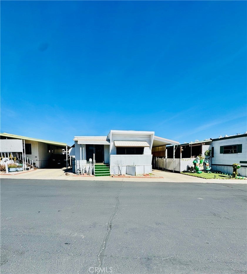 Photo of Listing #IV26059771