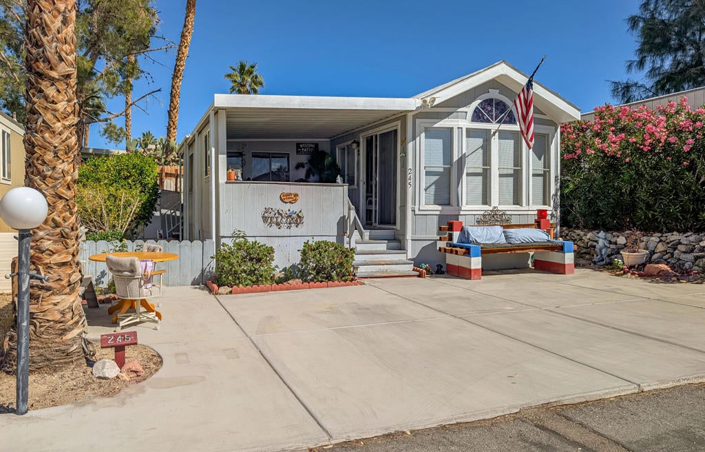 Photo of Listing #219145178DA