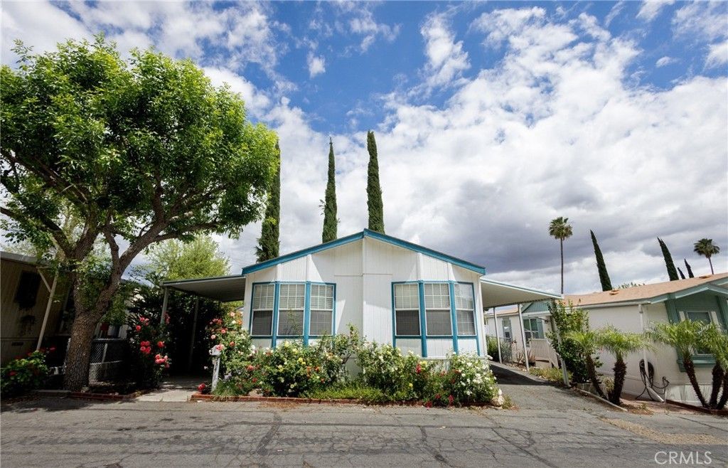 29021 Bouquet Canyon # 334, Saugus