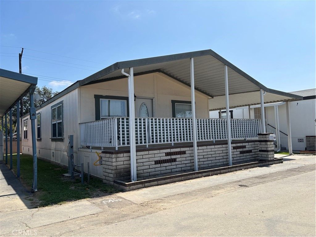 302 Teton, Santa Ana