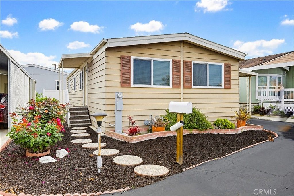 16222 Monterey Lane # 79, Huntington Beach