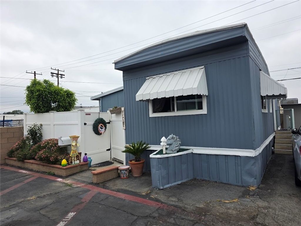 716 N Grand Avenue # J1, Covina