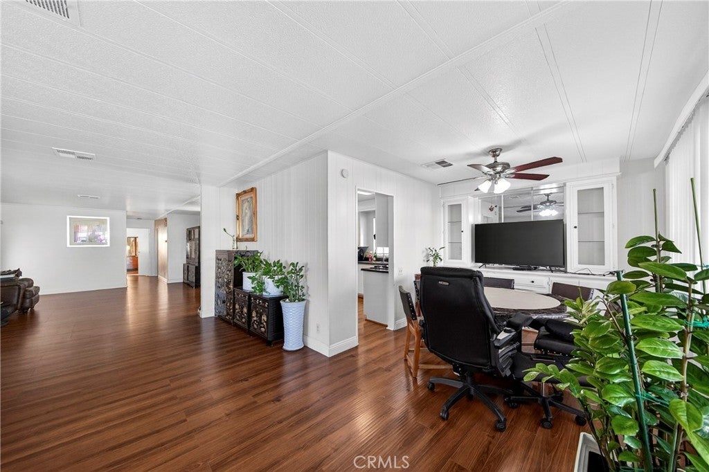 Photo of Listing #PW26070039