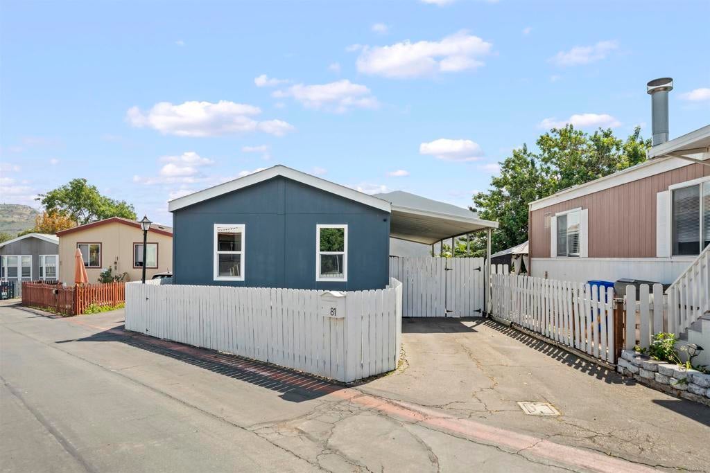 Photo of Listing #PTP2602433