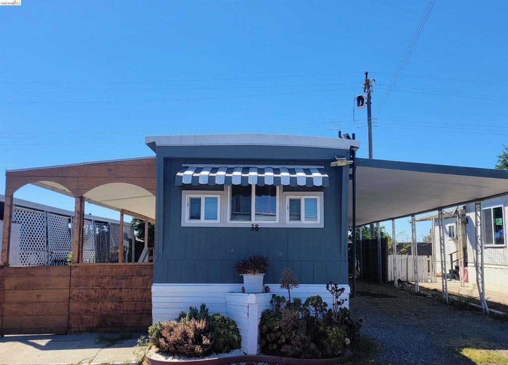 Photo of Listing #41129311