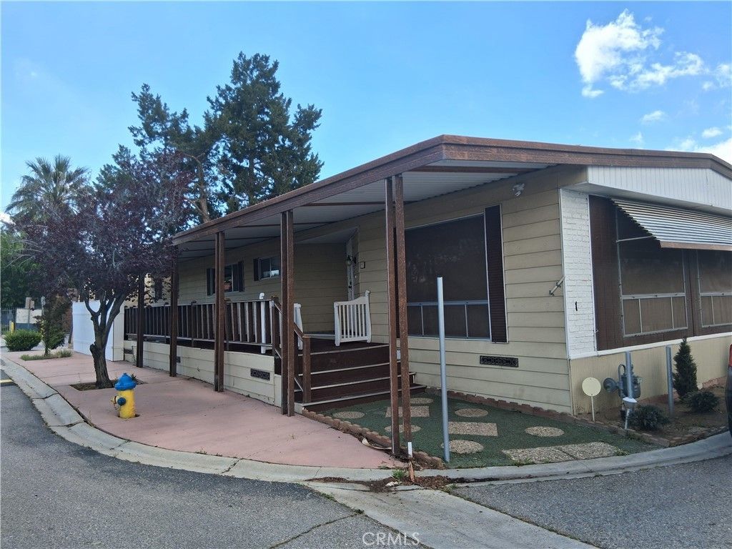 15252 Seneca Rd # 1, Victorville