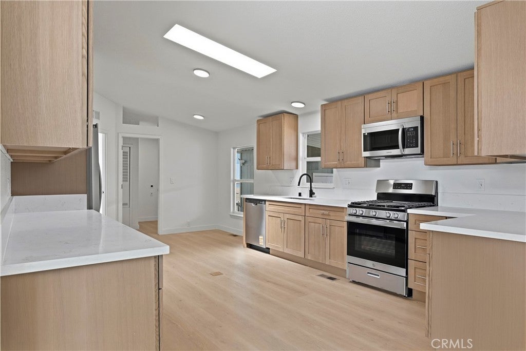 Photo of Listing #OC26071565