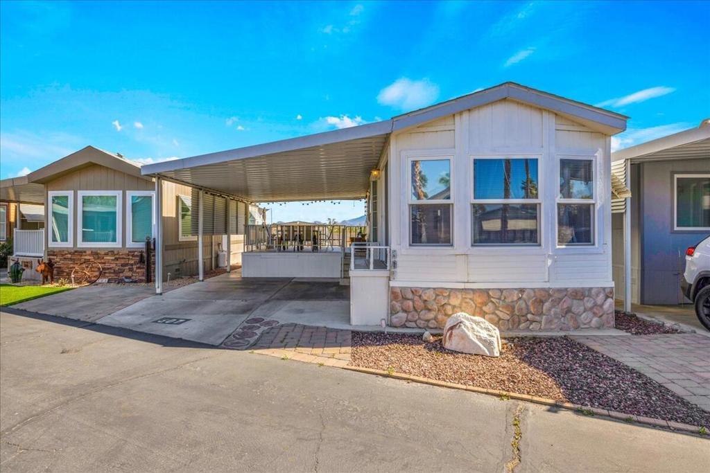 Photo of Listing #219145967PS