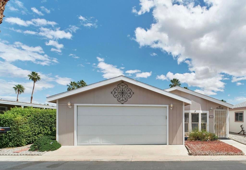 Photo of Listing #219146158DA