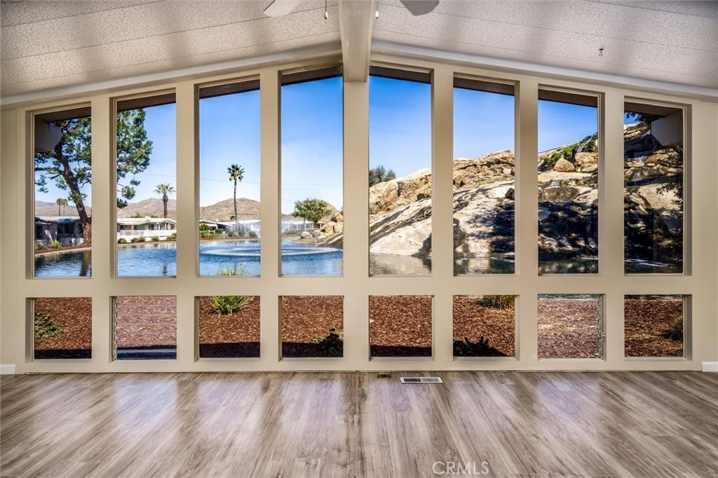 Photo of Listing #SW26075782