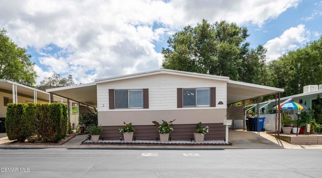 2 Robertson Way, Newbury Park