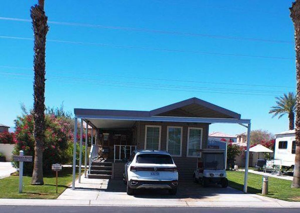 84136 Avenue 44, #321 # 321, Indio