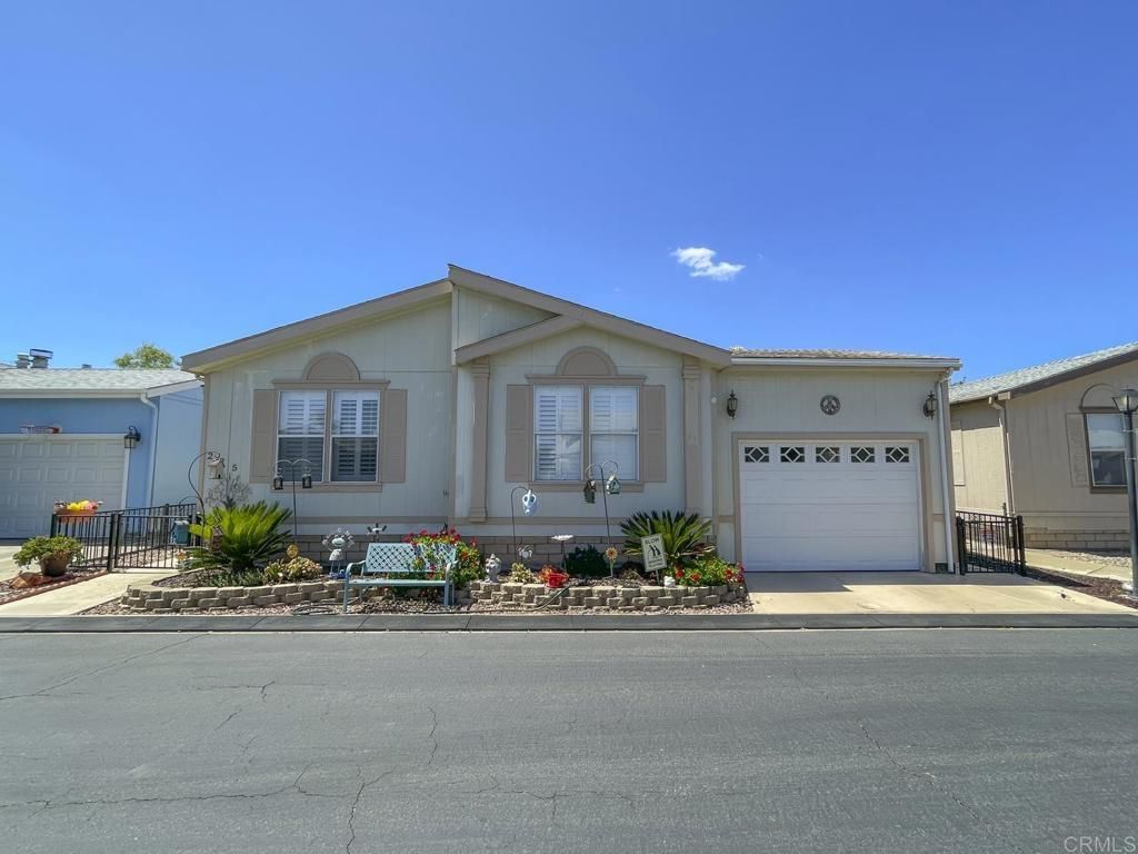 11851 Riverside Dr # Spc 225, Lakeside