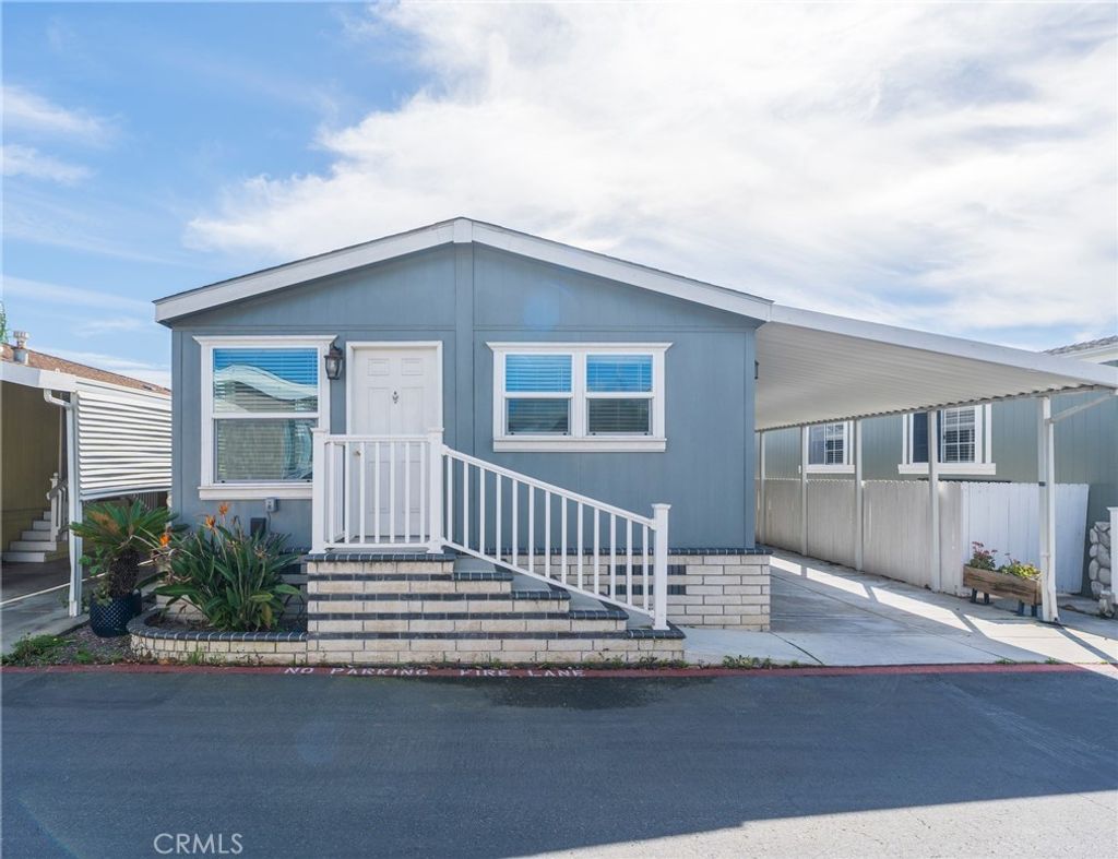 21851 Newland Street # 214, Huntington Beach