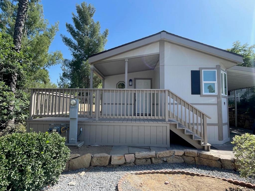 Photo of Listing #PTP2602920