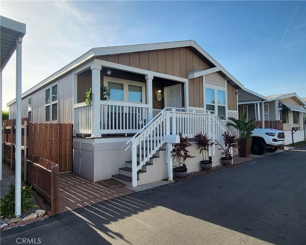 20652 Lassen # 99, Chatsworth