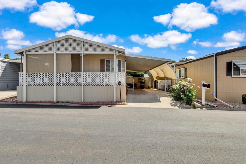 Photo of Listing #PTP2602940