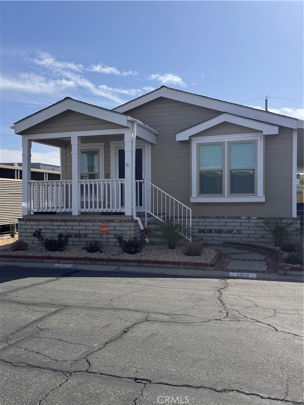 2205 W Acacia # 190, Hemet