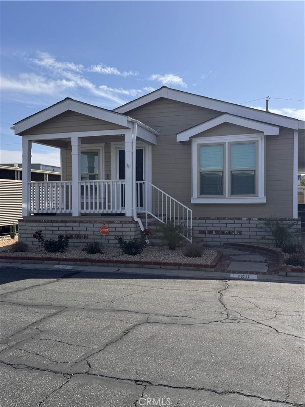 2205 W Acacia # 190, Hemet