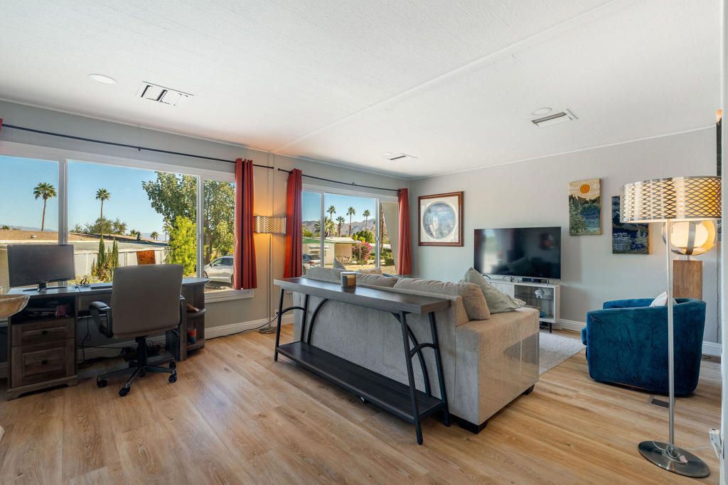 31 Circle A Drive, Palm Desert