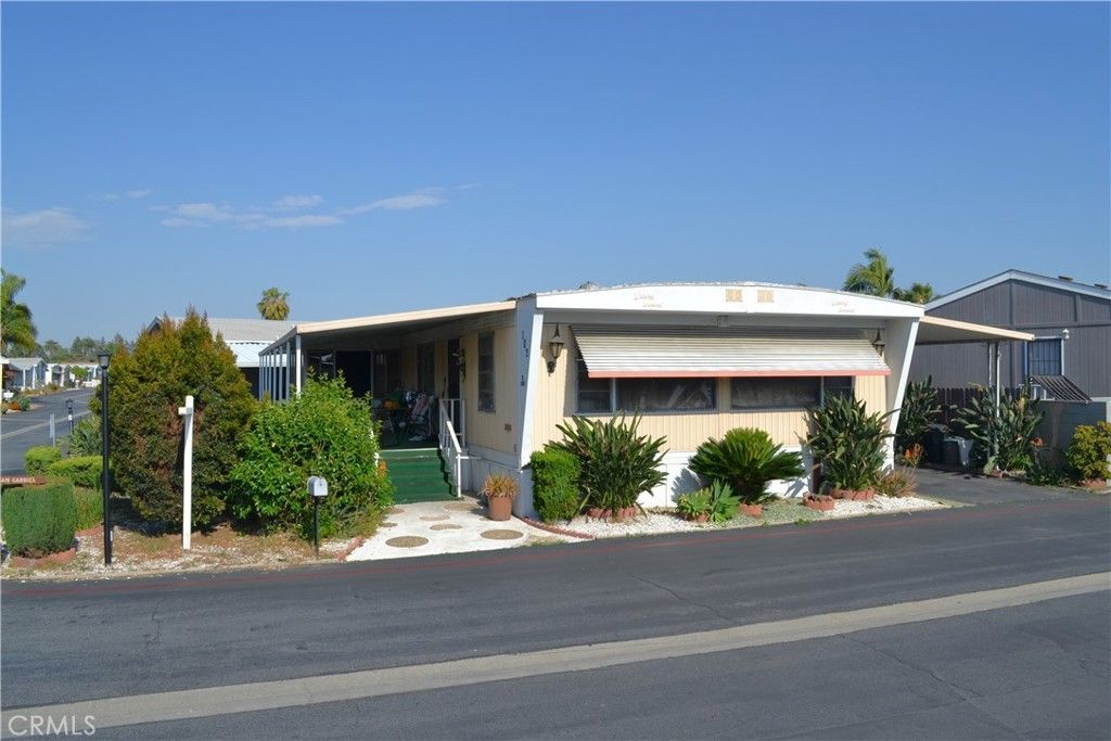 1630 S Barranca Avenue # 102, Glendora
