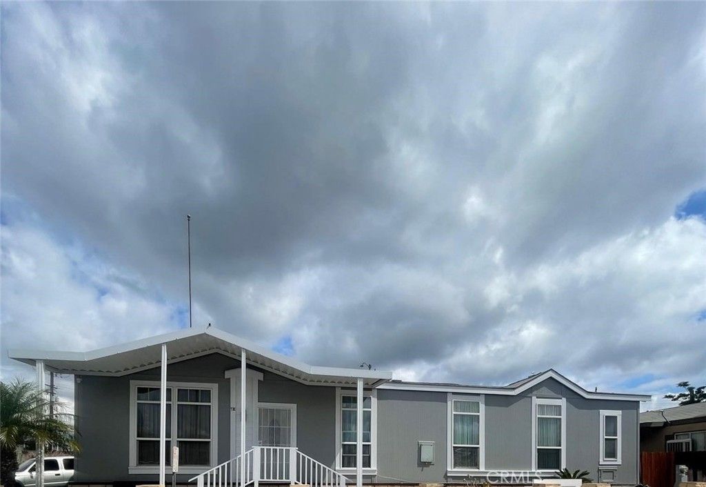 17333 Valley # 71e, Fontana
