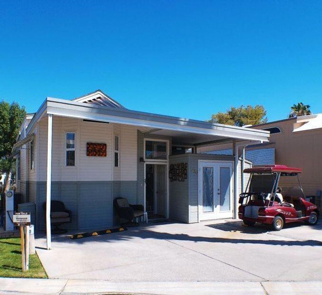 84136 Avenue 44, #710 # 710, Indio