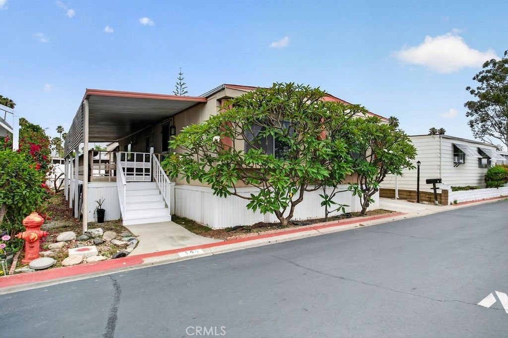 24922 Muirlands Boulevard # 144, Lake Forest