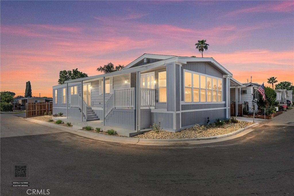 152 Torrey Pine Lane, Bakersfield