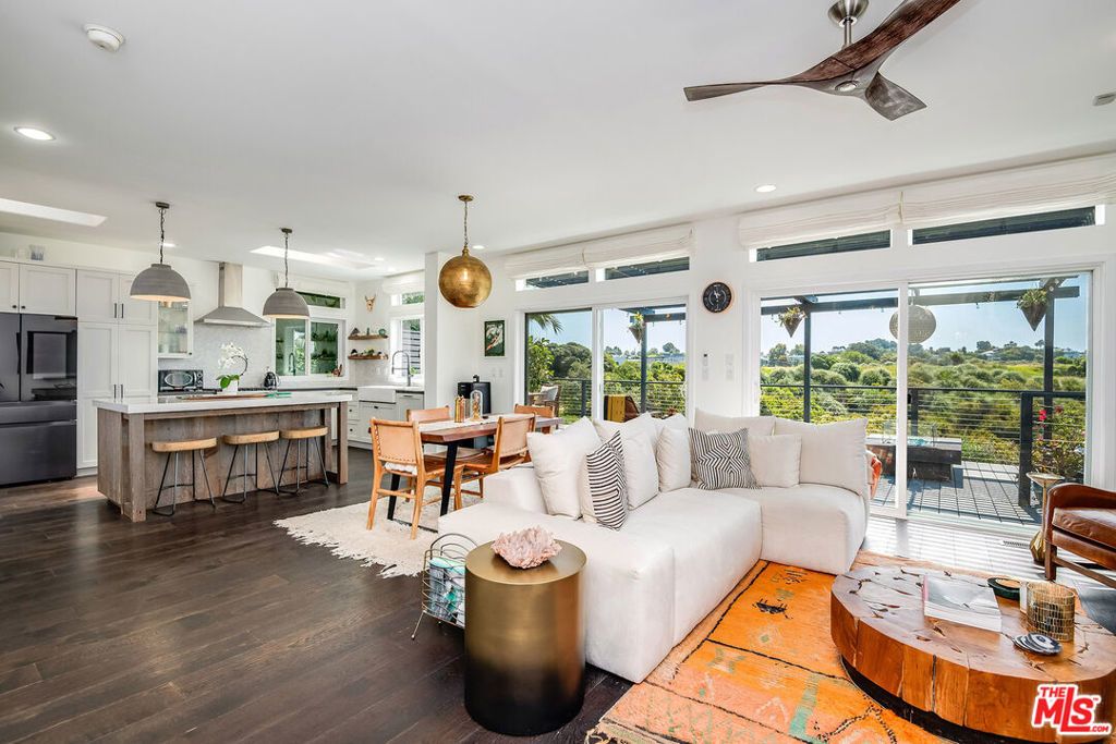 29500 Heathercliff Rd. # 106, Malibu