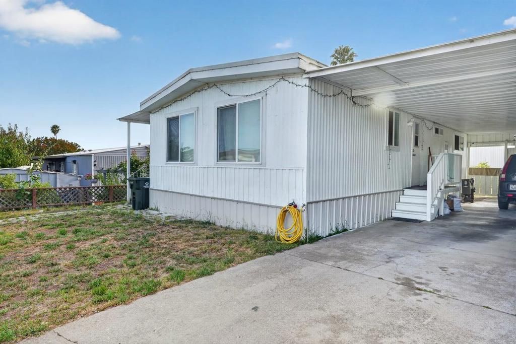 255 E Bolivar # 39, Salinas