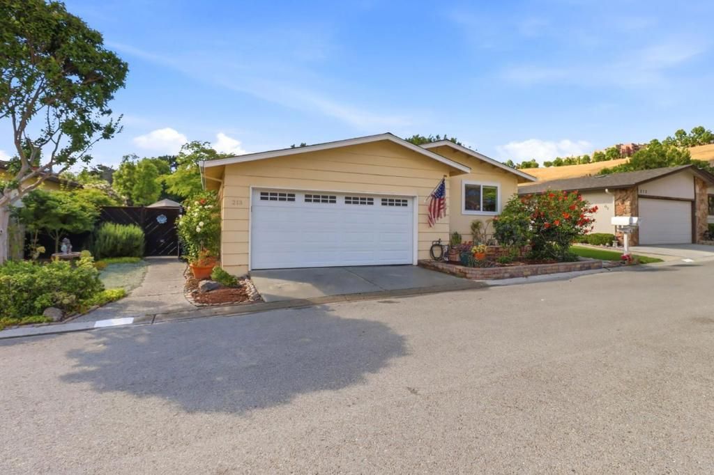 213 Mountain Springs Drive # 213, San Jose