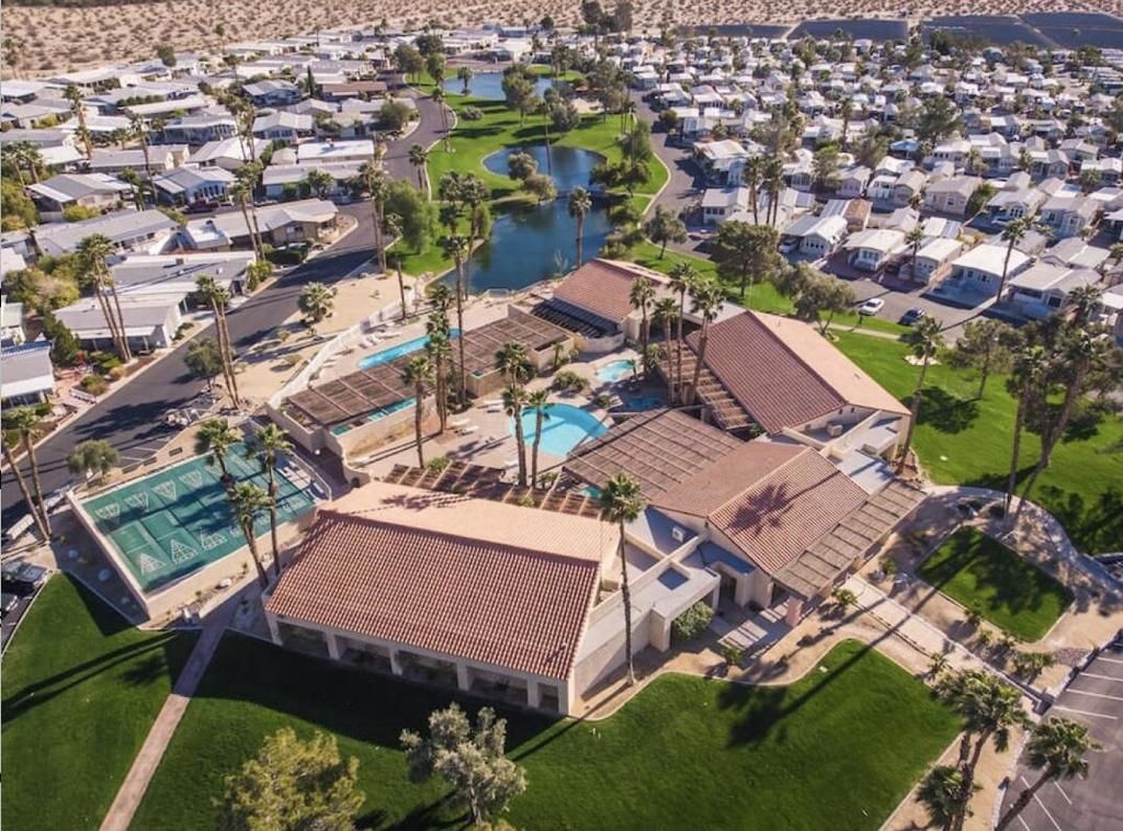 74711 Dillon Rd Spc 128, Desert Hot Springs