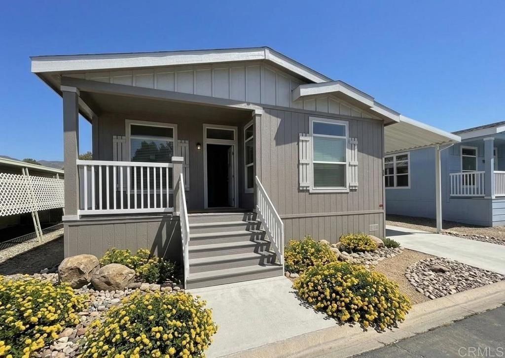 1499 Old Mountain Avenue # 16, San Jacinto