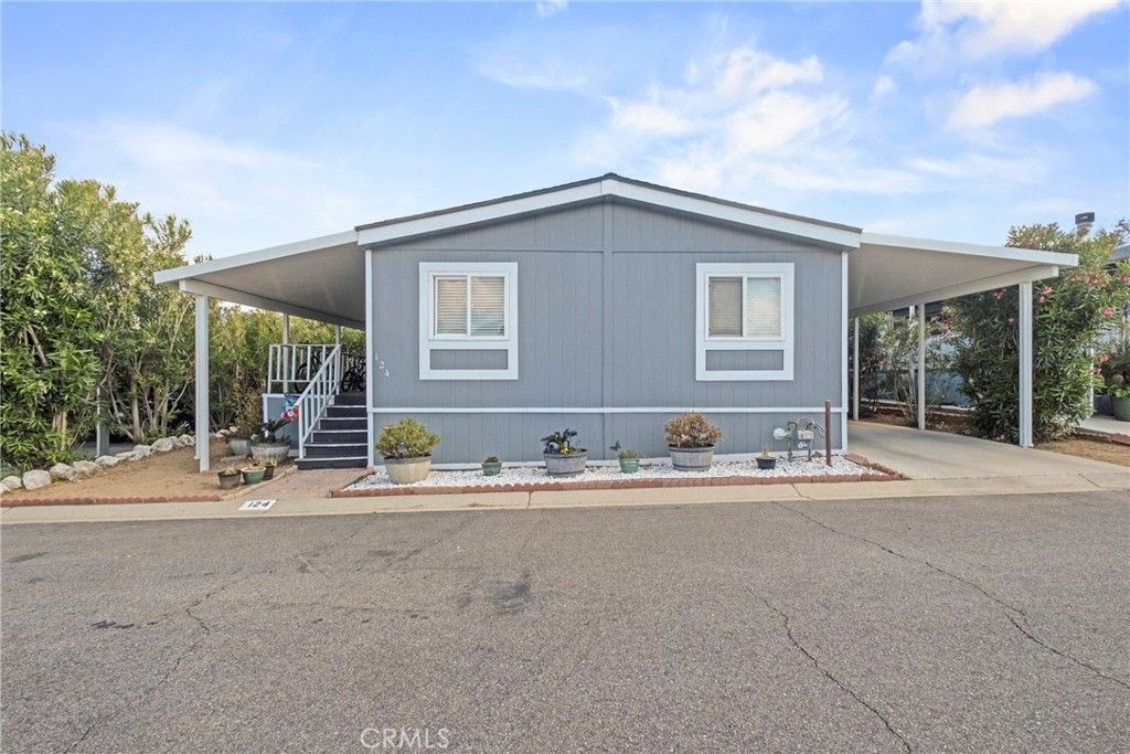 5200 Entrar Drive # 124, Palmdale