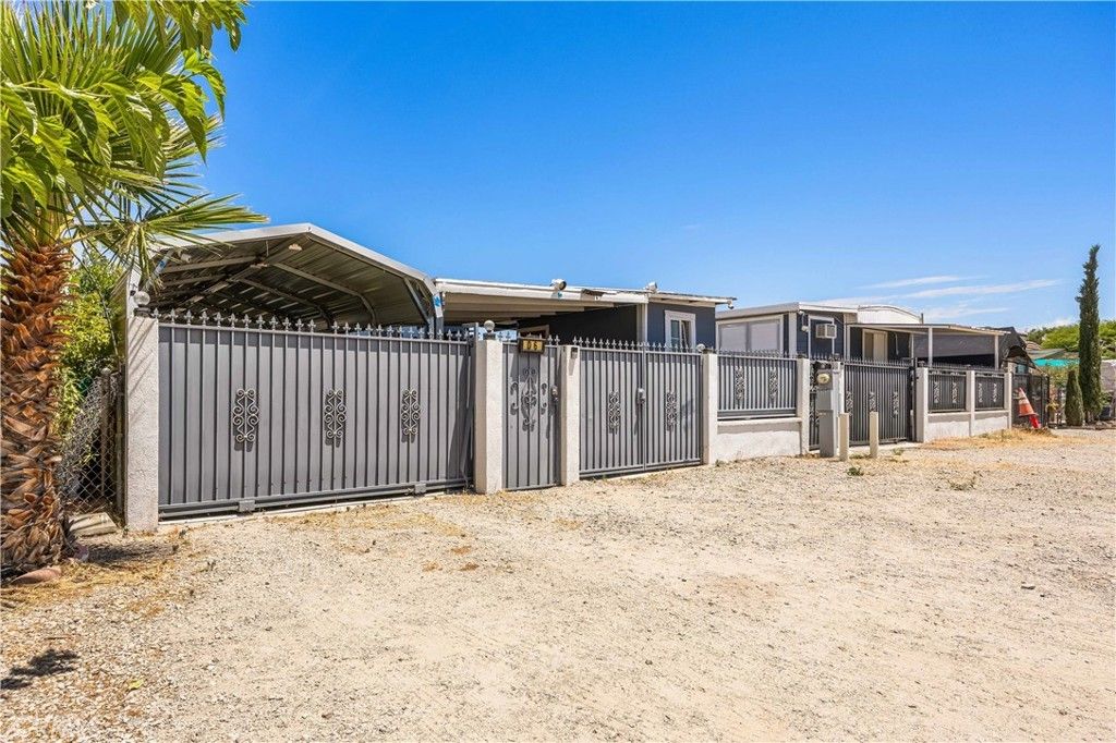 38015 65th Street # D6, Palmdale