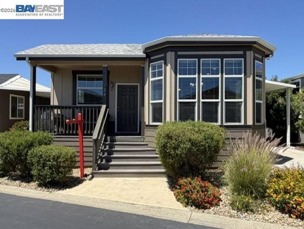 3263 Vineyard Ave #124, Pleasanton