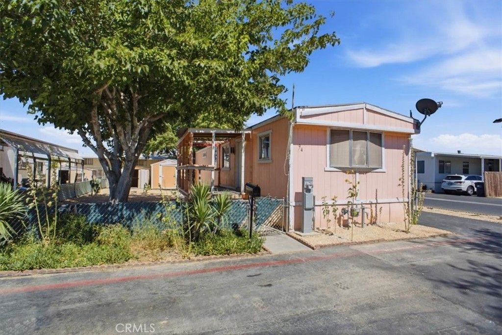 3753 E Avenue I, Space 94, Lancaster
