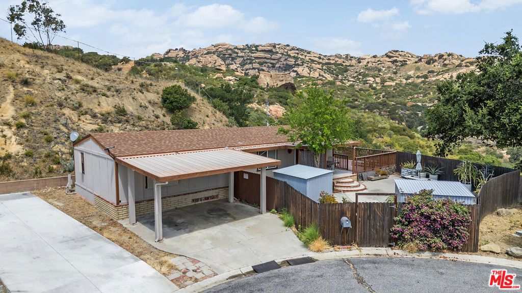 24425 Woolsey Canyon Road # 11, Canoga Park
