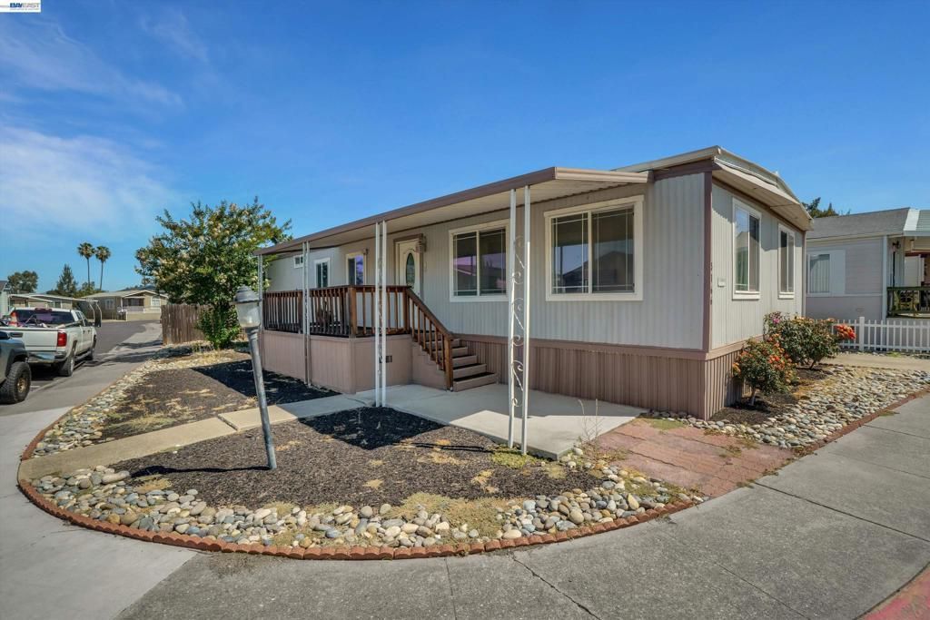 5166 Sunrise Dr, Livermore