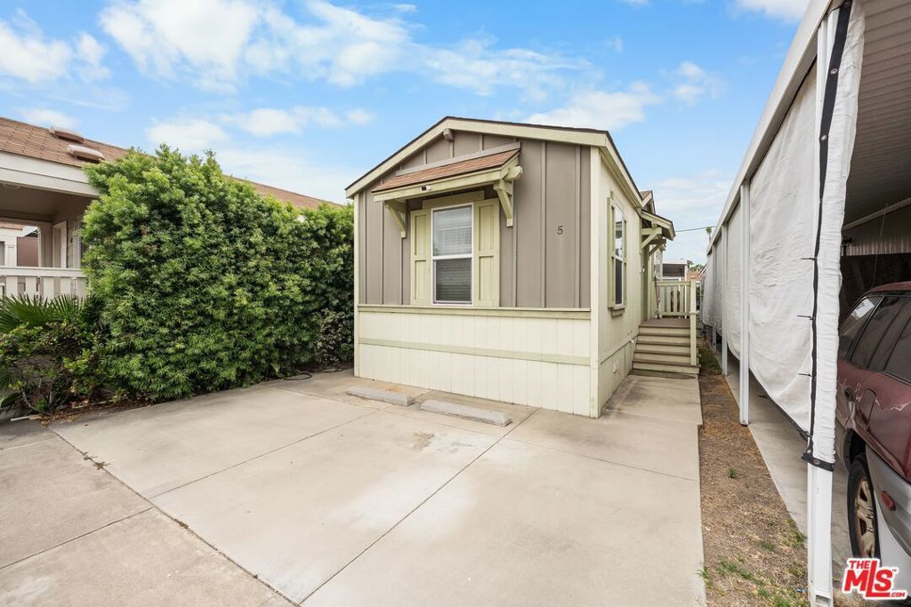 250 W Midway Drive # 5, Anaheim