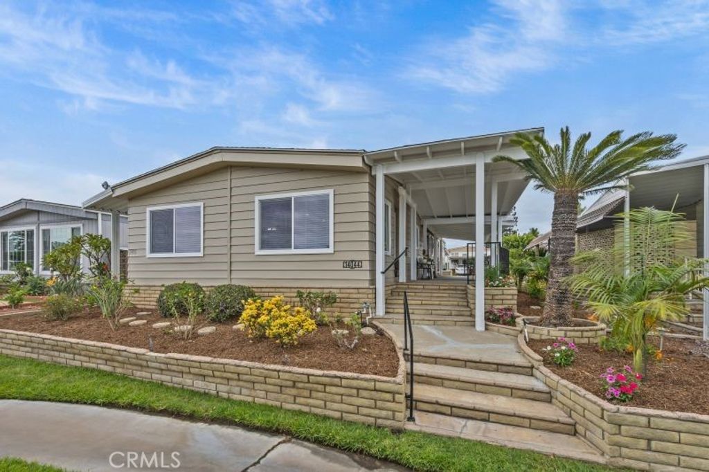 14044 Lake Crest Drive # 77, La Mirada