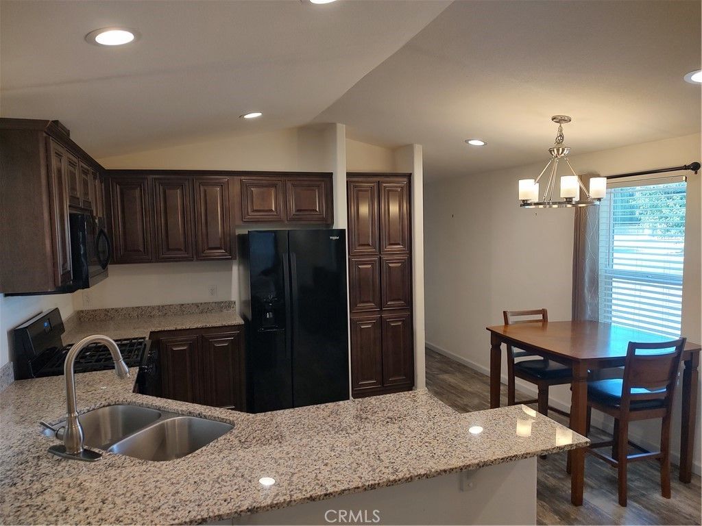 7484 Kickapoo, Yucca Valley