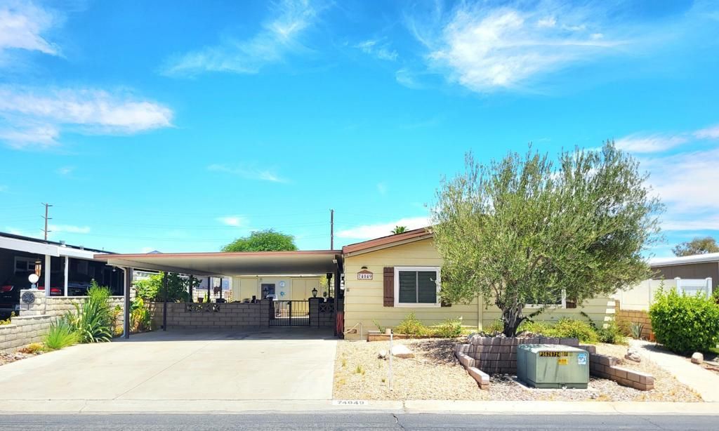 74049 Oak Springs Drive, Palm Desert