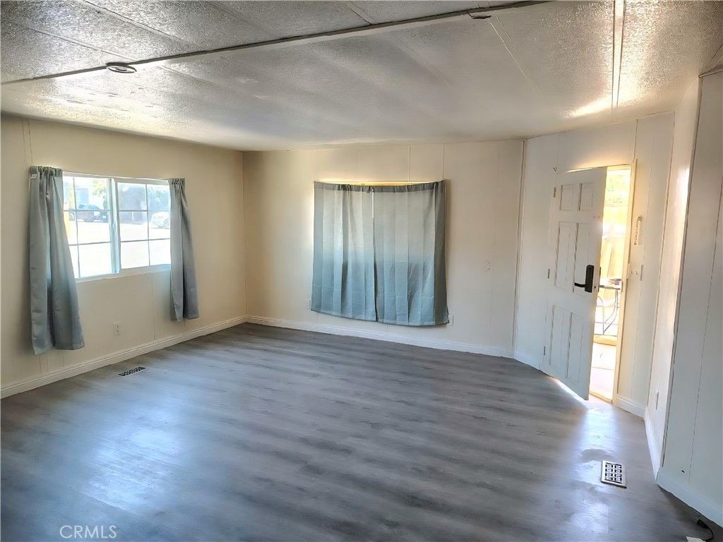 3300 15th Street W # 39, Rosamond