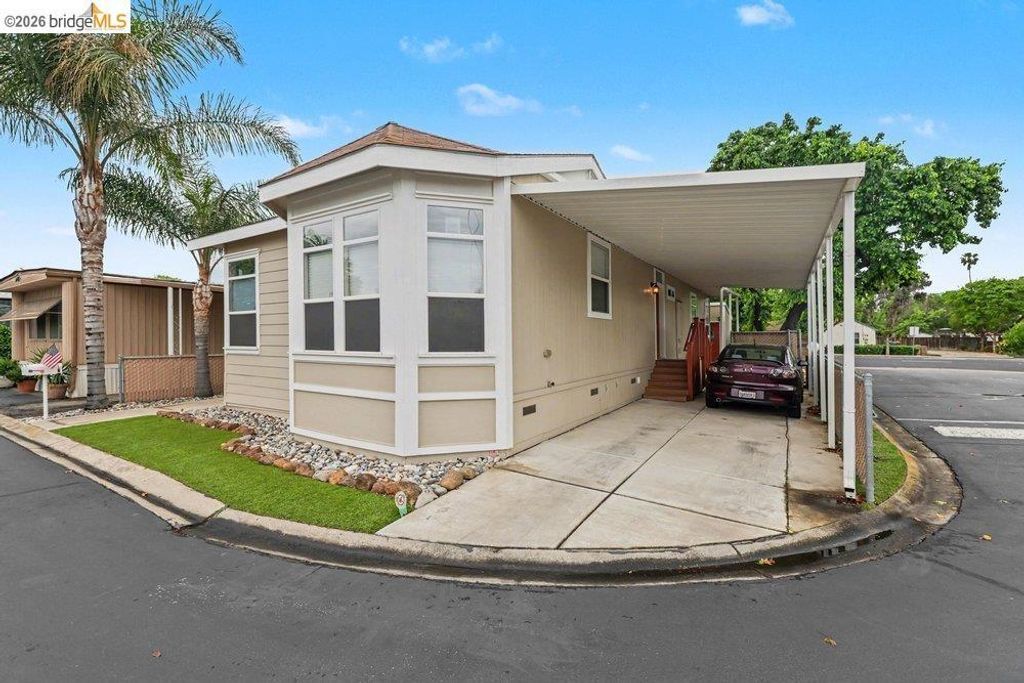 3660 Walnut Blvd, Brentwood