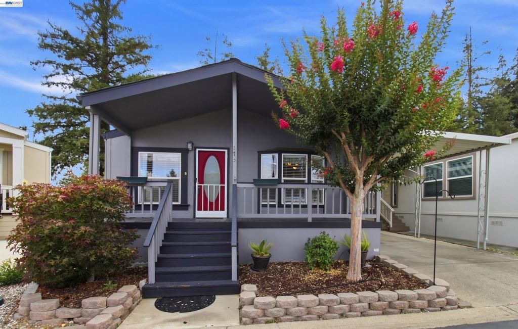 3263 Vineyard Ave, Pleasanton