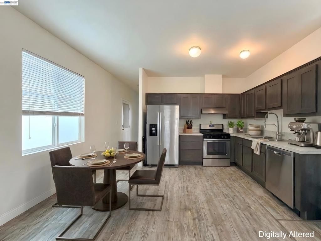 2399 E 14th St, San Leandro